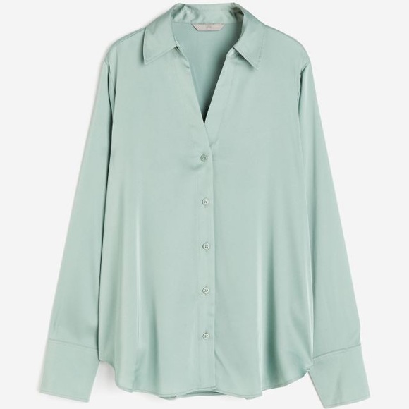 H&M V-neck collared button up blouse - Picture 1 of 2
